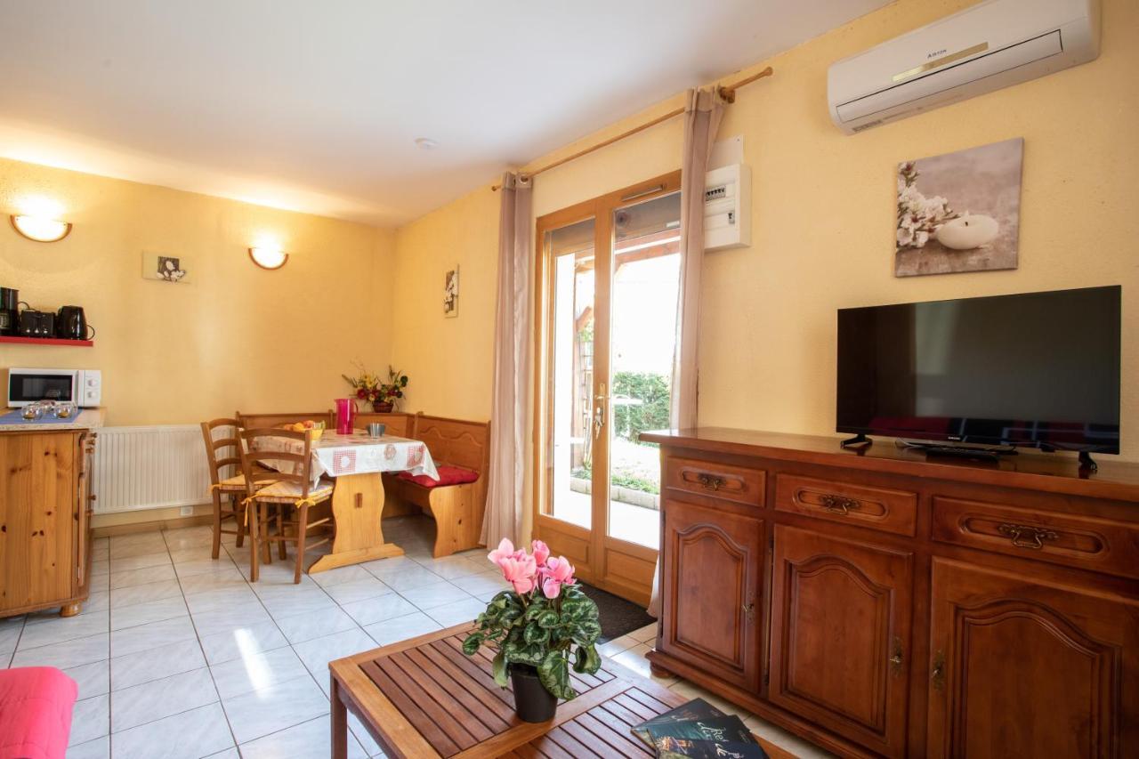 Апартаменты Le Mont Guillaume - 1 Chambre Terrasse Et Jardin Saint-Andre-d'Embrun Экстерьер фото